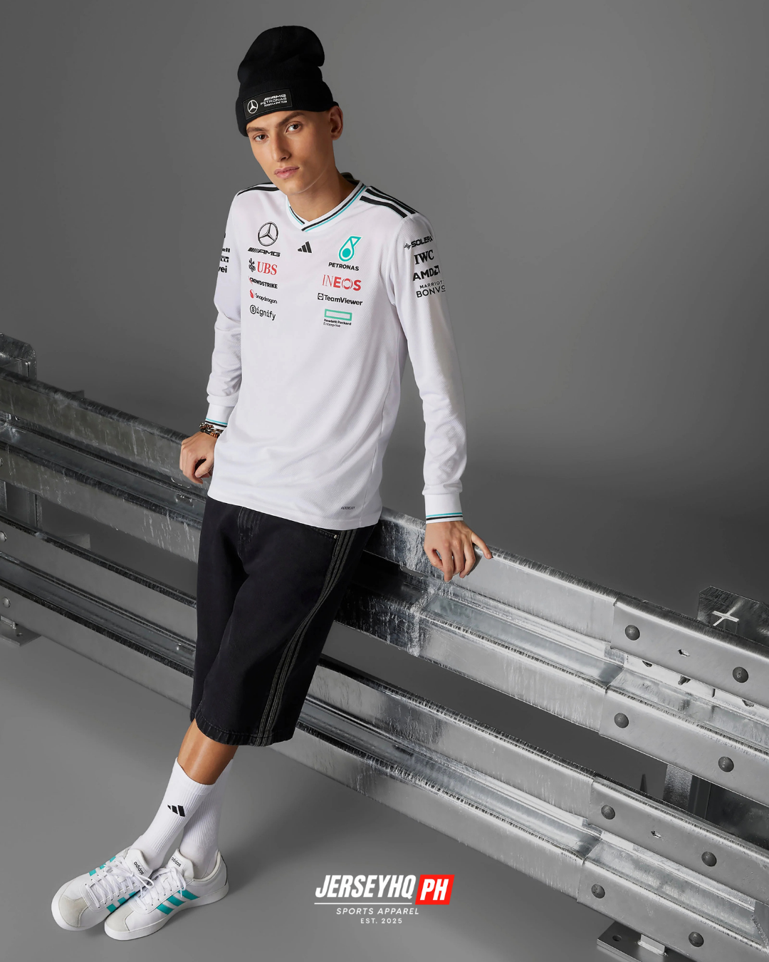 Mercedes AMG Petronas F1 2025 Team Driver Long Sleeve T-Shirt - White
