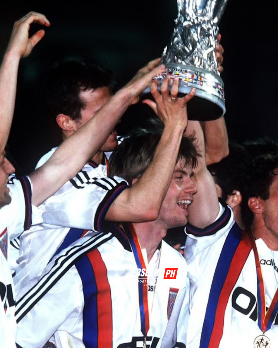 Retro Bayern Away 97/98